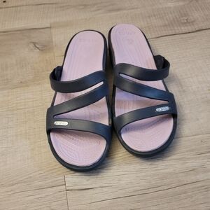 Crocs Women’s Black Slide Sandals with Pink Footbed